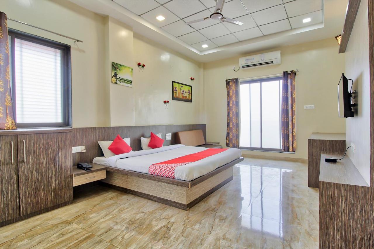 Oyo 61311 Maharaja Agrasen Resort And Lodging Buldhana Exterior photo